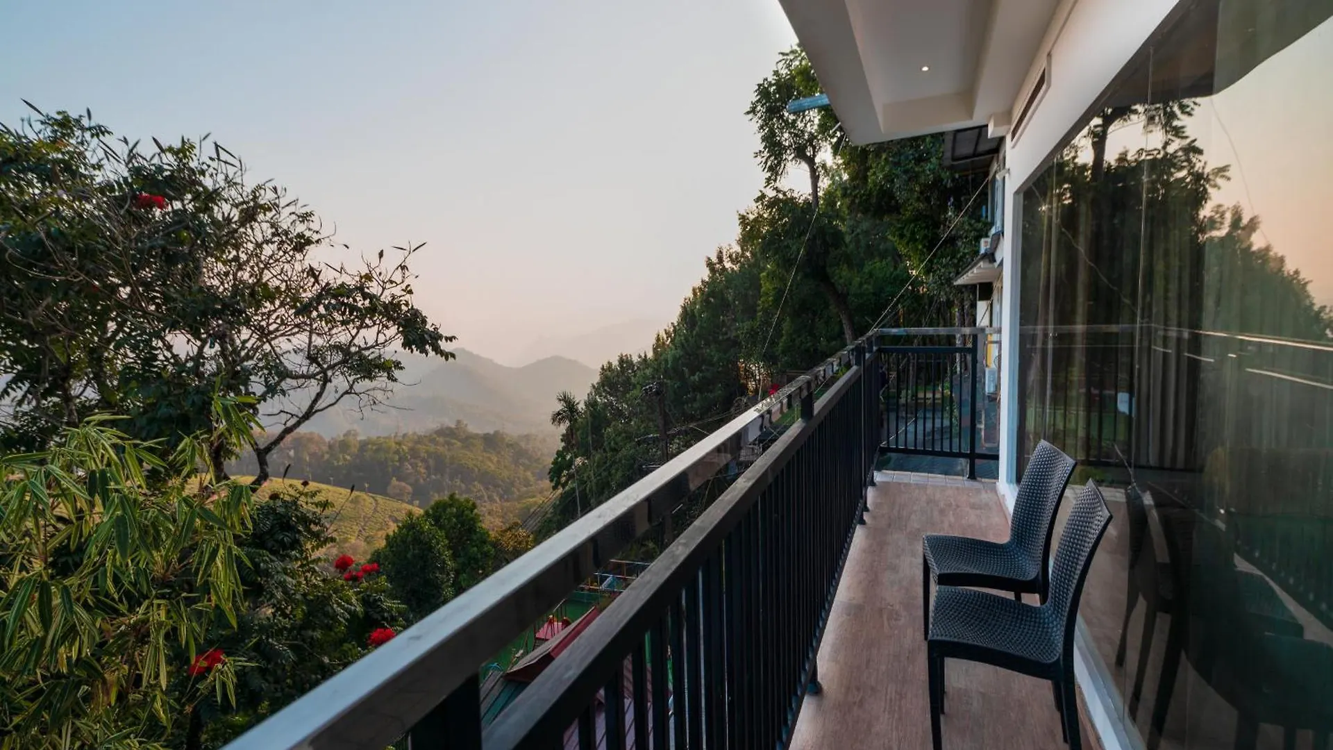 Parakkat Nature Resort Munnar