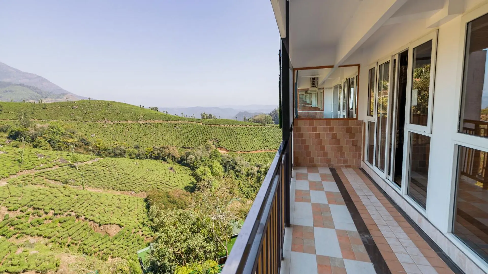 *****  Parakkat Nature Resort Munnar India